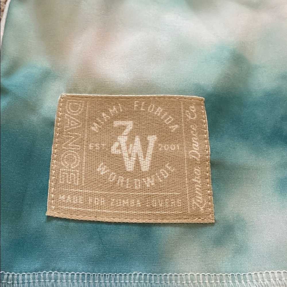 Zumba Cloud Shorts - Ocean Z1B000019 - Picture 2 of 5